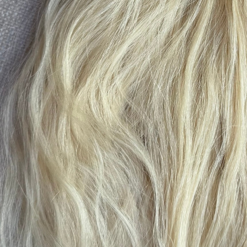 11N - WAVY LIGHT BLONDE