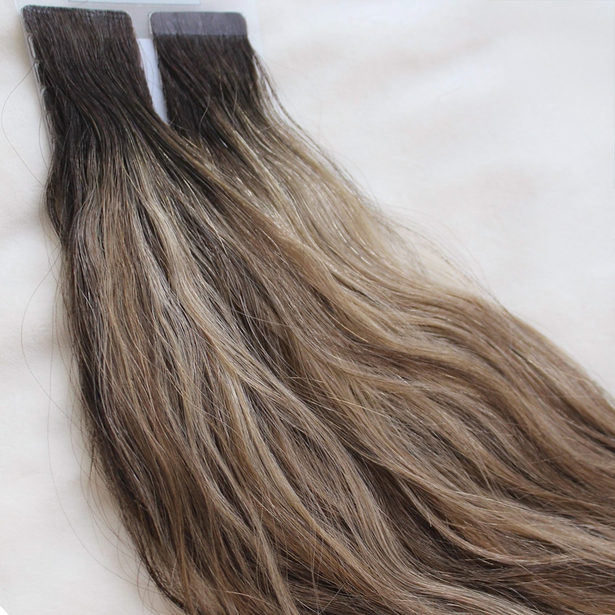 WAVY SMOKEY BALAYAGE