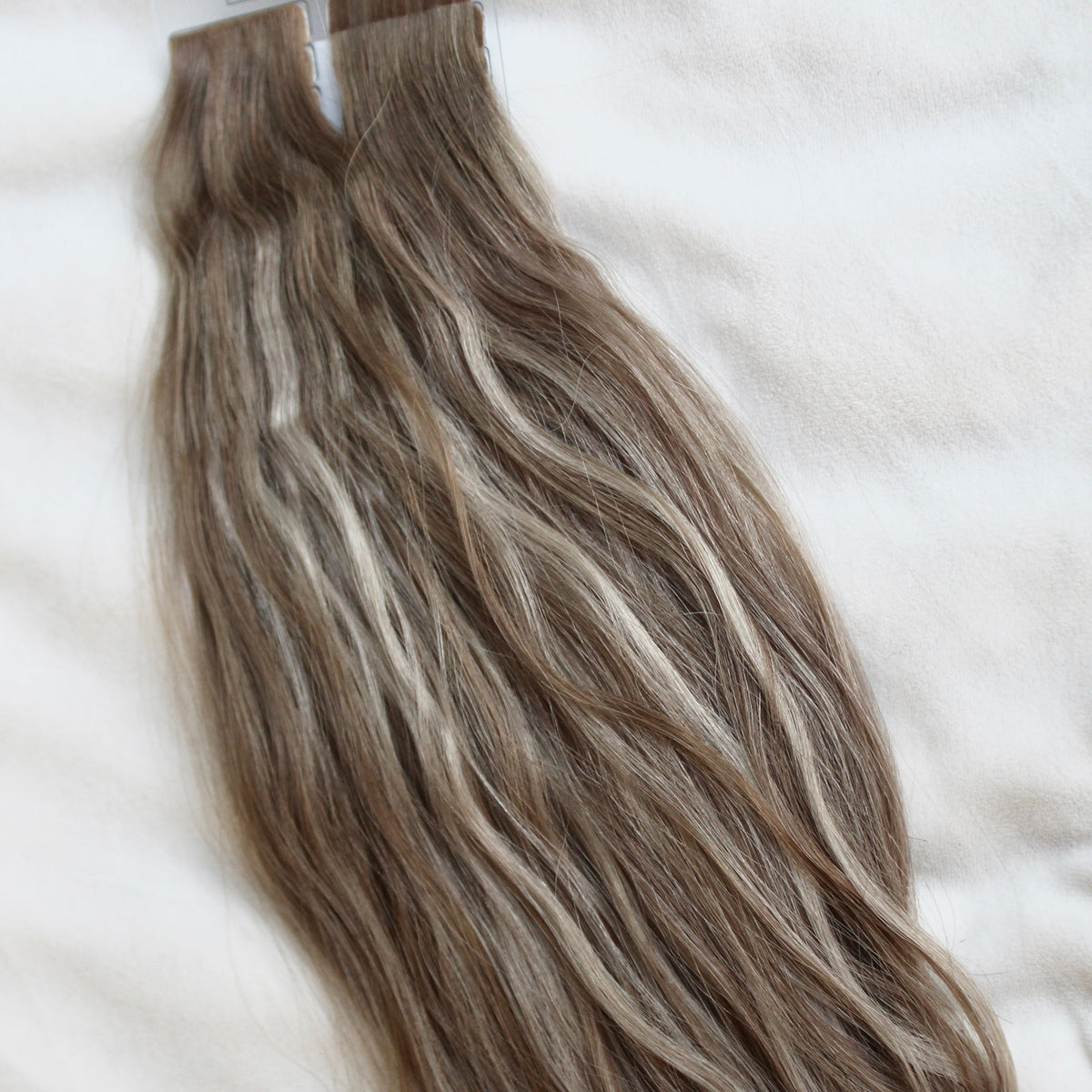 WAVY FLAT WHITE BALAYAGE