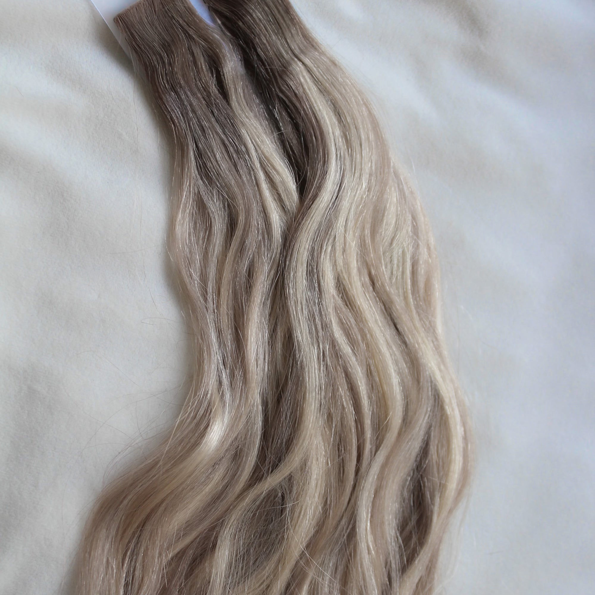 WAVY VANILLA BALAYAGE